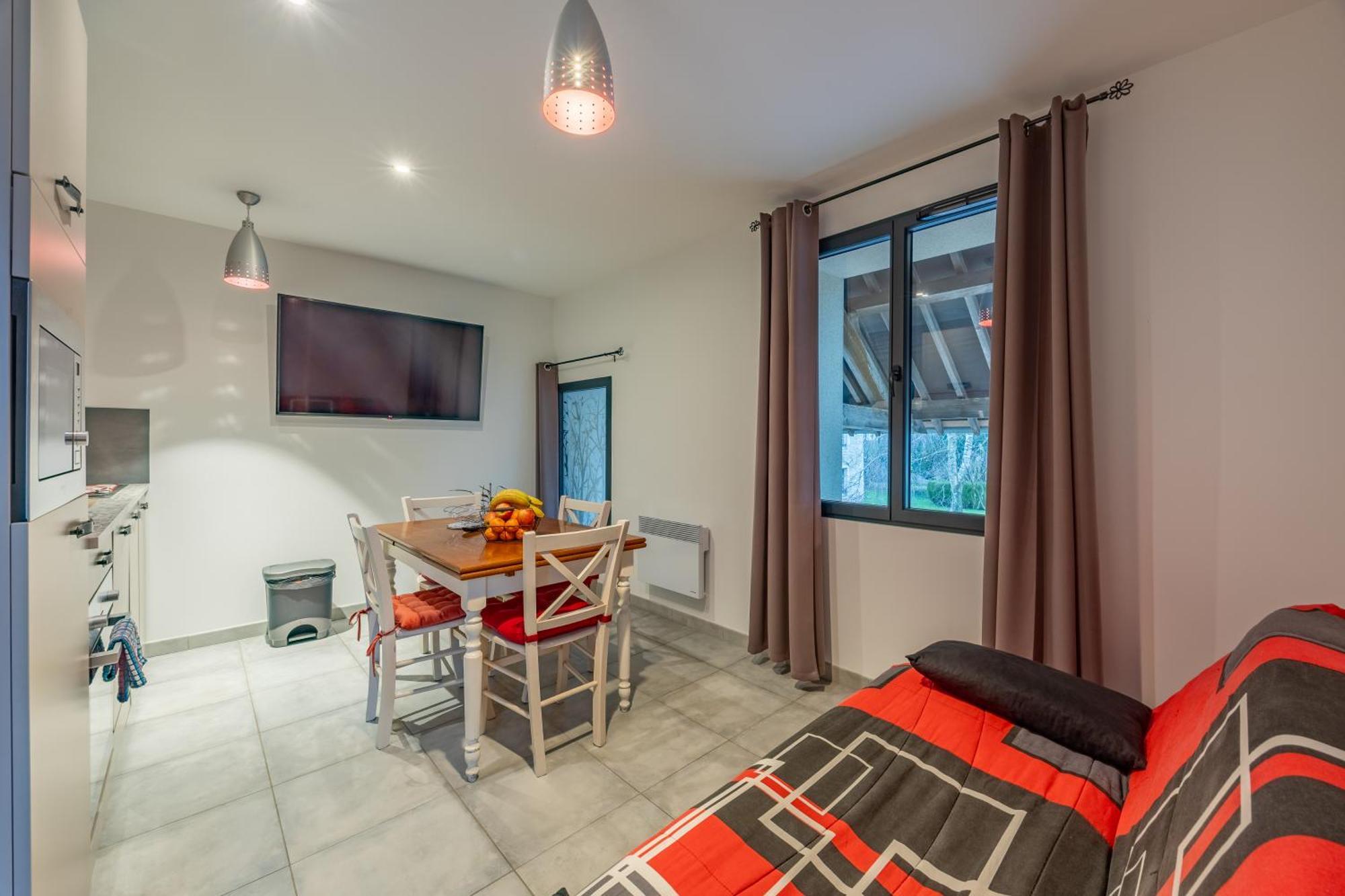 Logis Du Grand Pin Apartment Saint-Martin-des-Entrees Exterior photo