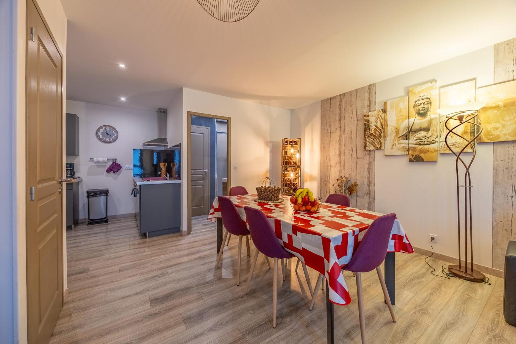 Logis Du Grand Pin Apartment Saint-Martin-des-Entrees Exterior photo